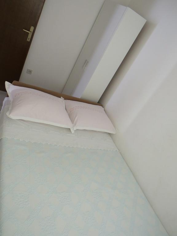 Apartments Lovric - 30 Meters To The Beach Трогир Екстериор снимка